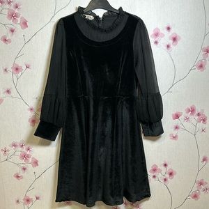 Velvet black midi dress
